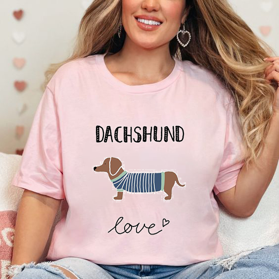 Дамска тениска Dach Love small heart DTF