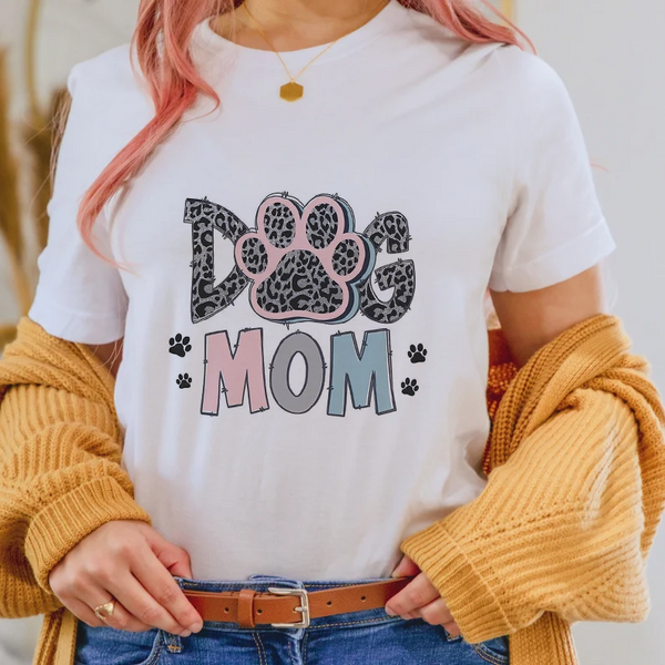 Дамска тениска Dog mom with color DTF