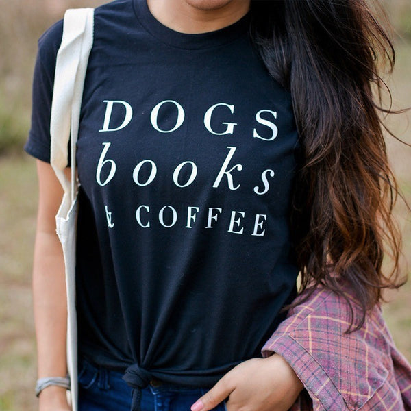 Дамска тениска Dogs books coffee