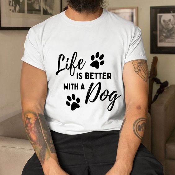 Мъжка тениска Life is better with a dog DTF